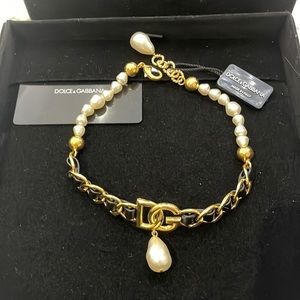 Dolce and gabbana necklace, new never worn
